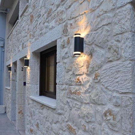 Apollo Luxury Suites Превеза Екстериор снимка