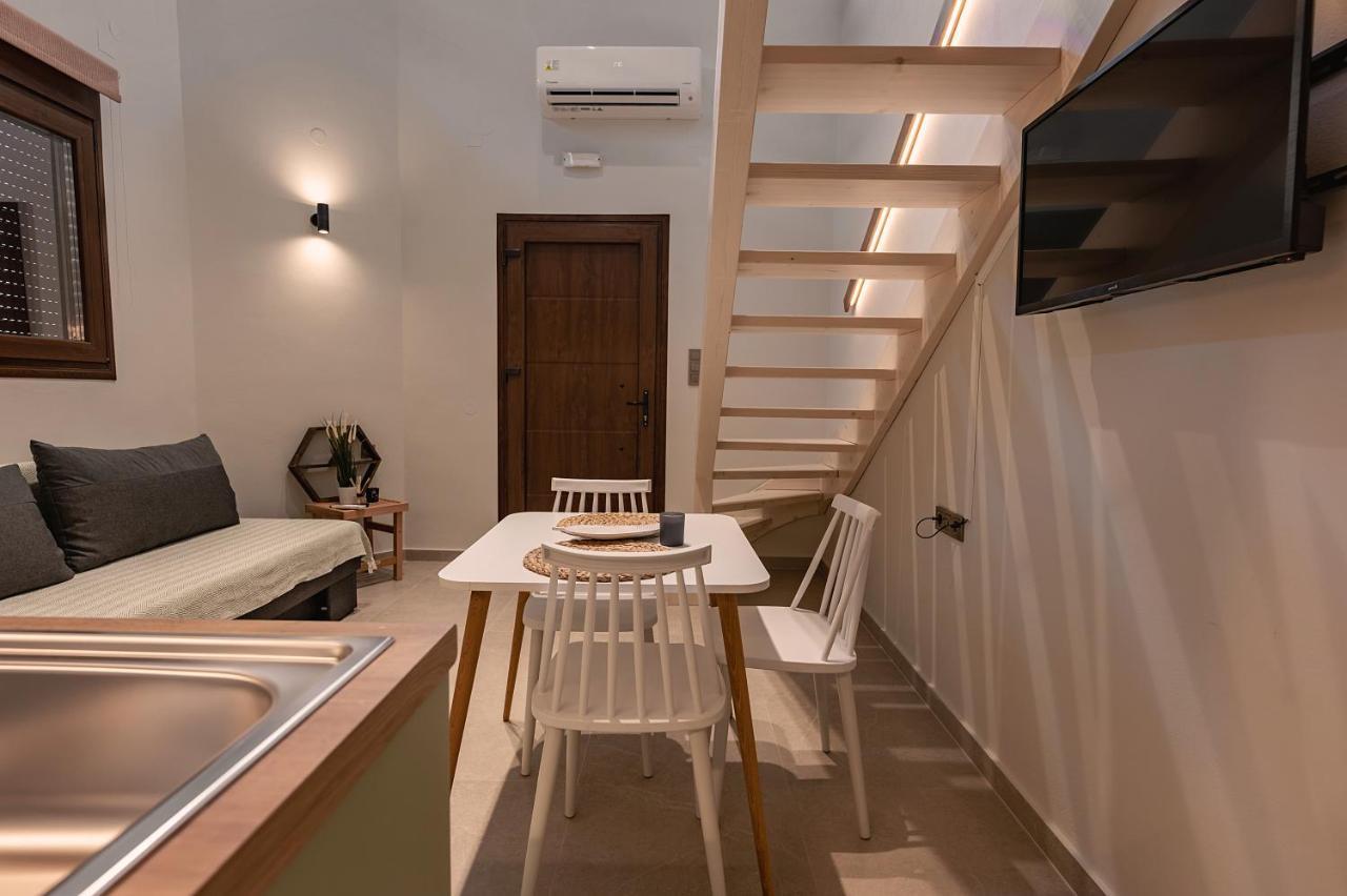 Apollo Luxury Suites Превеза Екстериор снимка