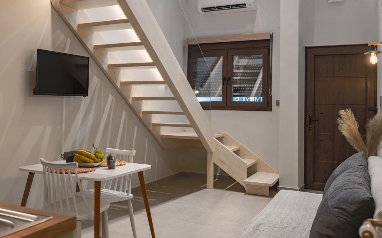 Apollo Luxury Suites Превеза Екстериор снимка