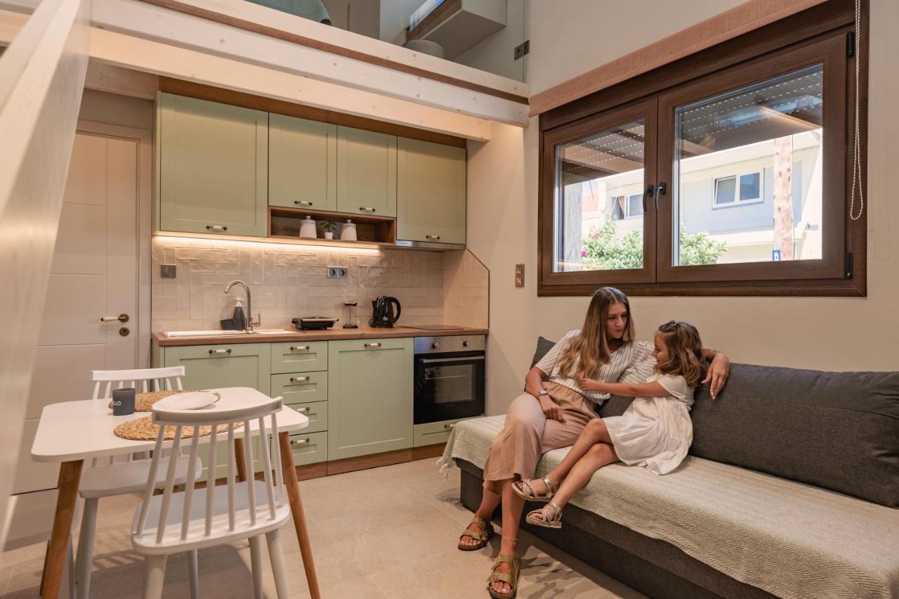 Apollo Luxury Suites Превеза Екстериор снимка